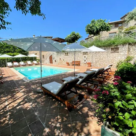 Torretta Sleeps 5 With Pool And Exclusive Gardens Private Verandah ロッジ Strettura