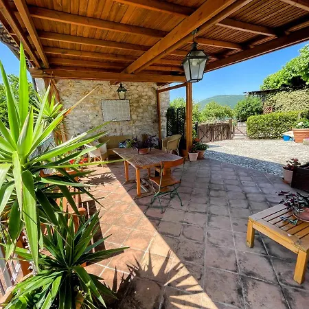 Lodge Torretta Sleeps 5 With Pool And Exclusive Gardens Private Verandah