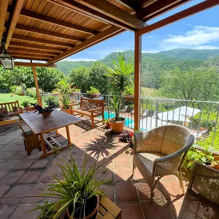 ロッジ Torretta Sleeps 5 With Pool And Exclusive Gardens Private Verandah Strettura