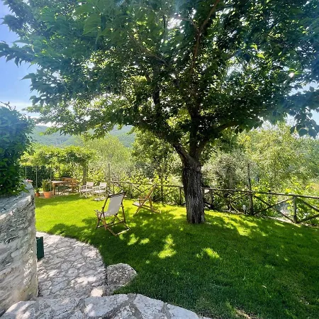 Lodge Torretta Sleeps 5 With Pool And Exclusive Gardens Private Verandah