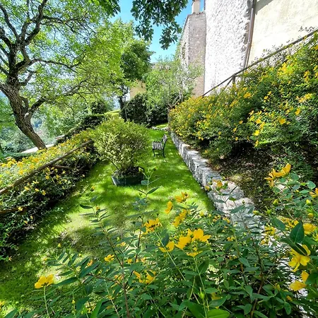 Torretta Sleeps 5 With Pool And Exclusive Gardens Private Verandah ロッジ