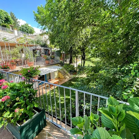 Torretta Sleeps 5 With Pool And Exclusive Gardens Private Verandah ロッジ *