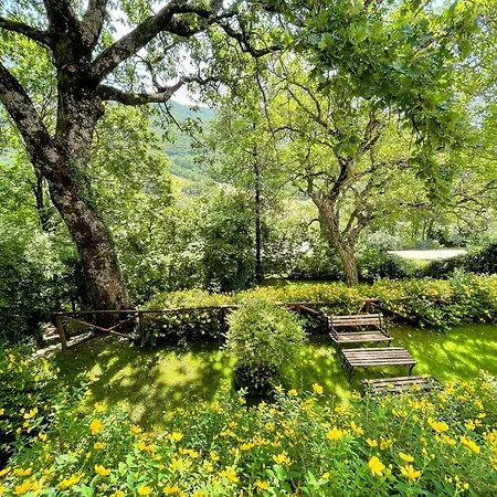 Lodge Torretta Sleeps 5 With Pool And Exclusive Gardens Private Verandah Strettura