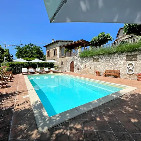 Lodge Torretta Sleeps 5 With Pool And Exclusive Gardens Private Verandah *